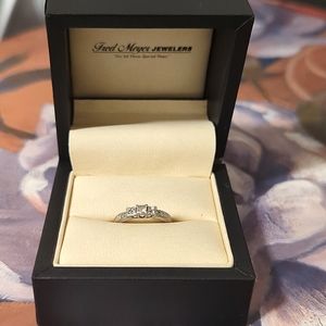 Size 5 diamond promise/engagement ring